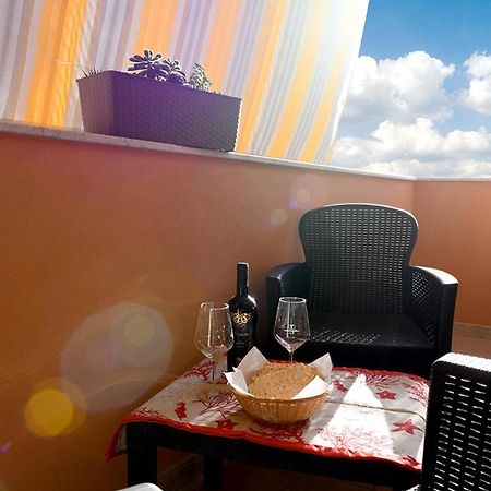 Ferienwohnung Kris87 A 5 Minuti Dal Porto Alghero Exterior foto